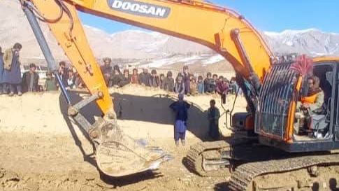 آغاز فاز نخست ساخت سرک ولسوالی بندر فاریاب