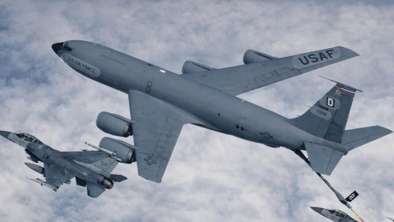 سقوط یک هواپیمای سوخت‌رسان امریکا در غرب عراق