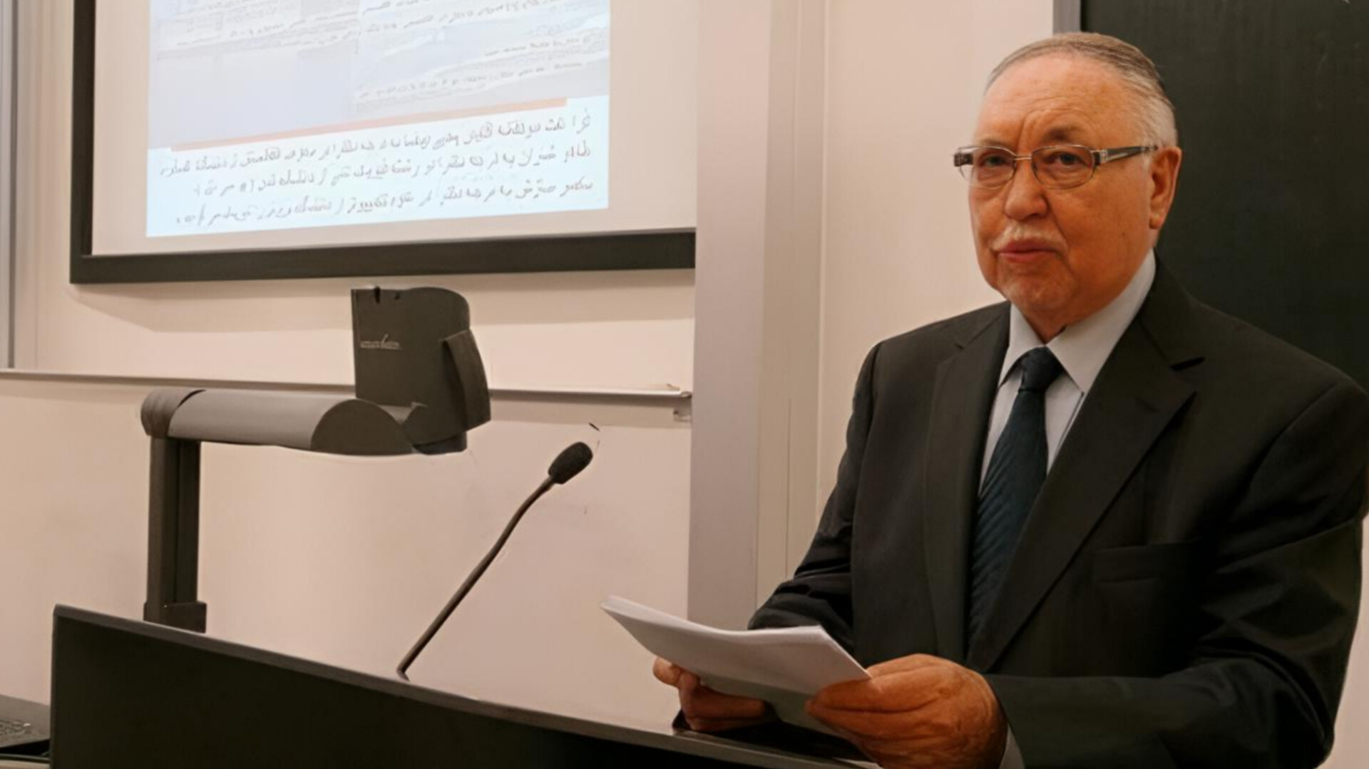 درگذشت سلطان‌علی کشتمند، نخستین صدراعظم از قوم هزاره افغانستان